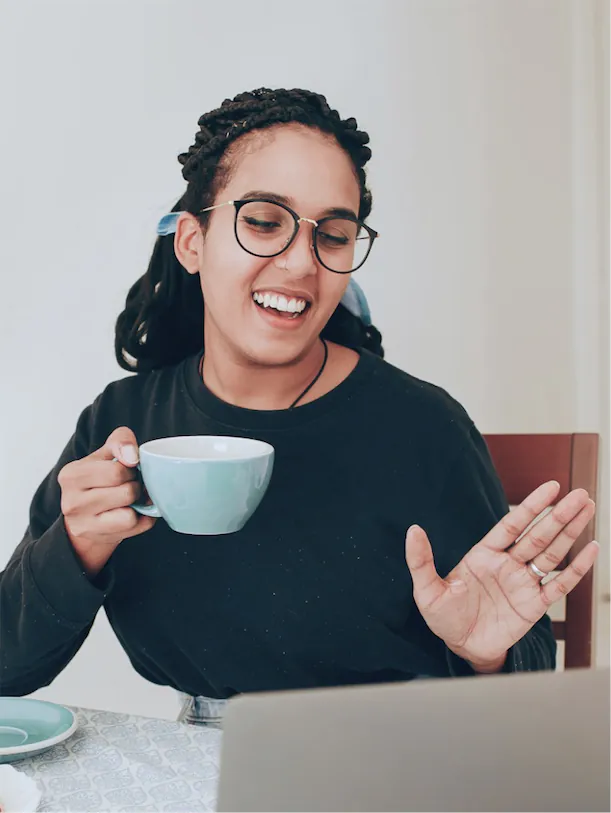 tiny happy immigtrant to canada zoom call